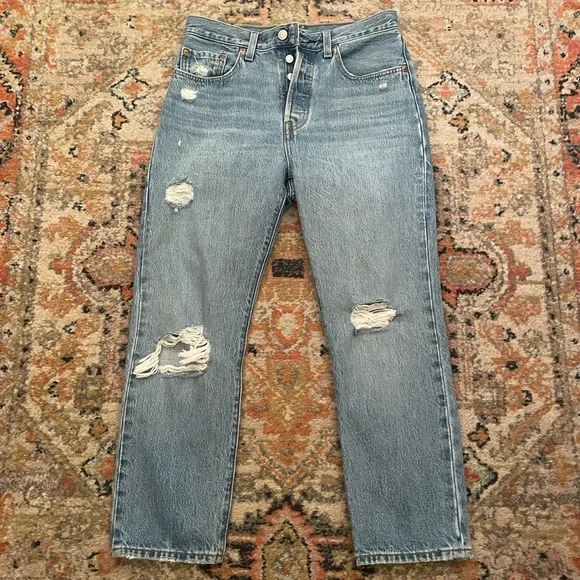 New ✨ Levi’s Original 501 Destroyed - Picture 3 of 6